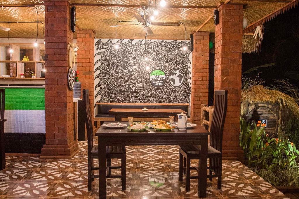Hobbit'S House Homestay Banyuwedang Buitenkant foto